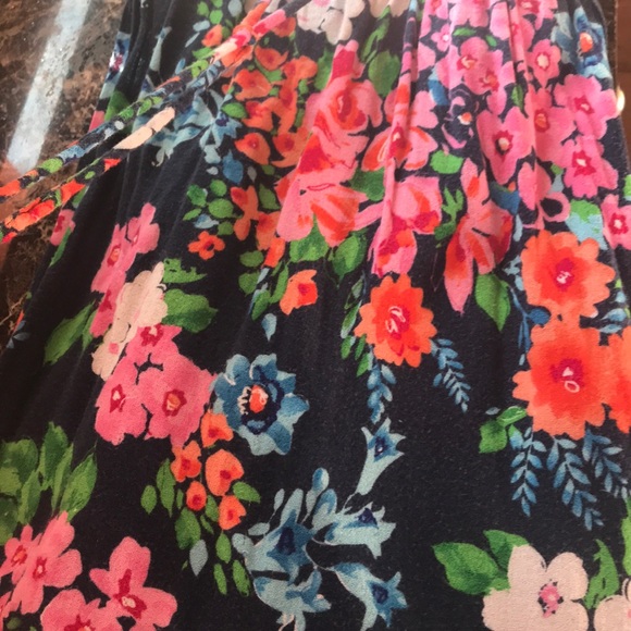 I am selling this super cute Dress - Picture 3 of 3